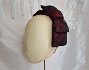  Red and black lurex hair bow